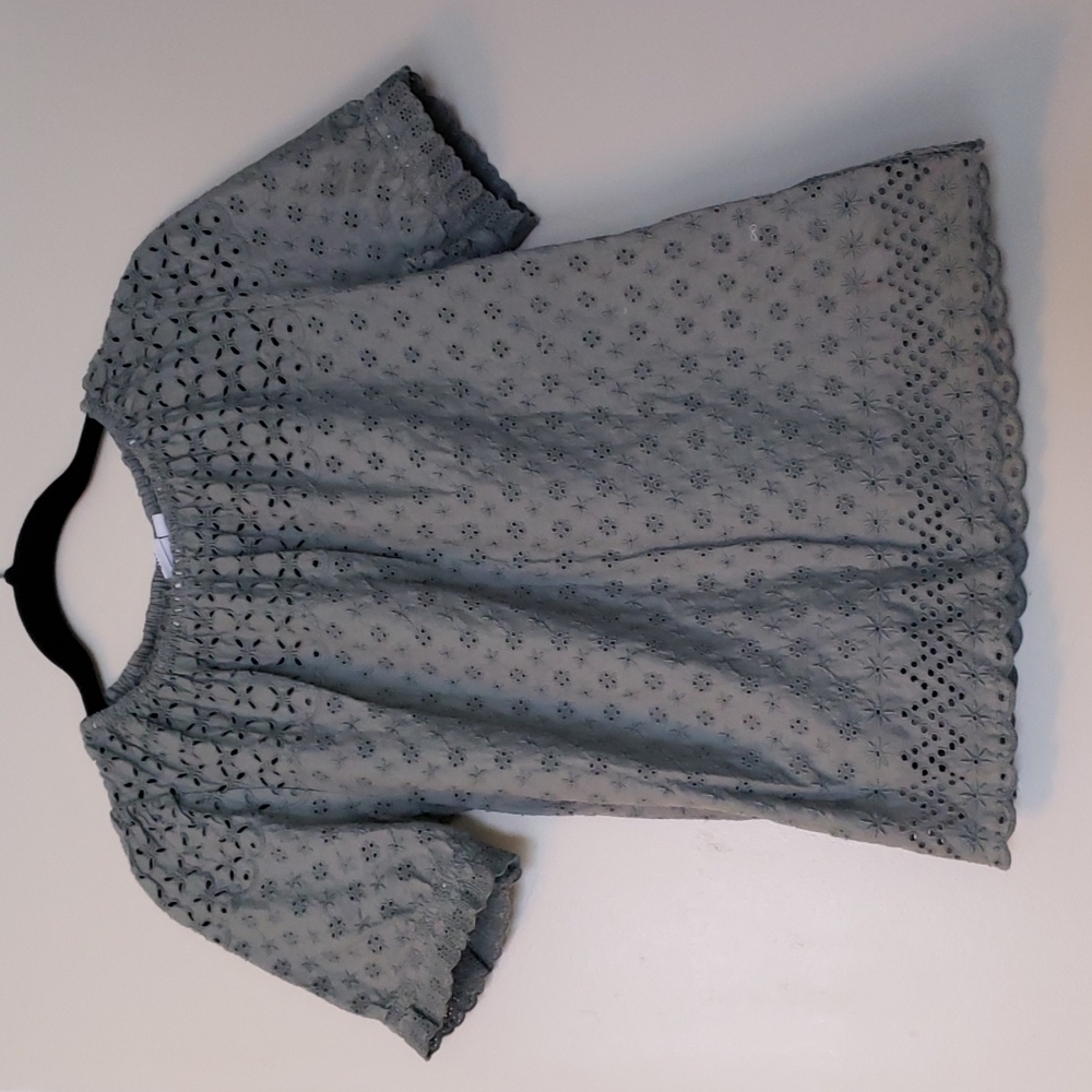 Gap - Sage Eyelet Tee